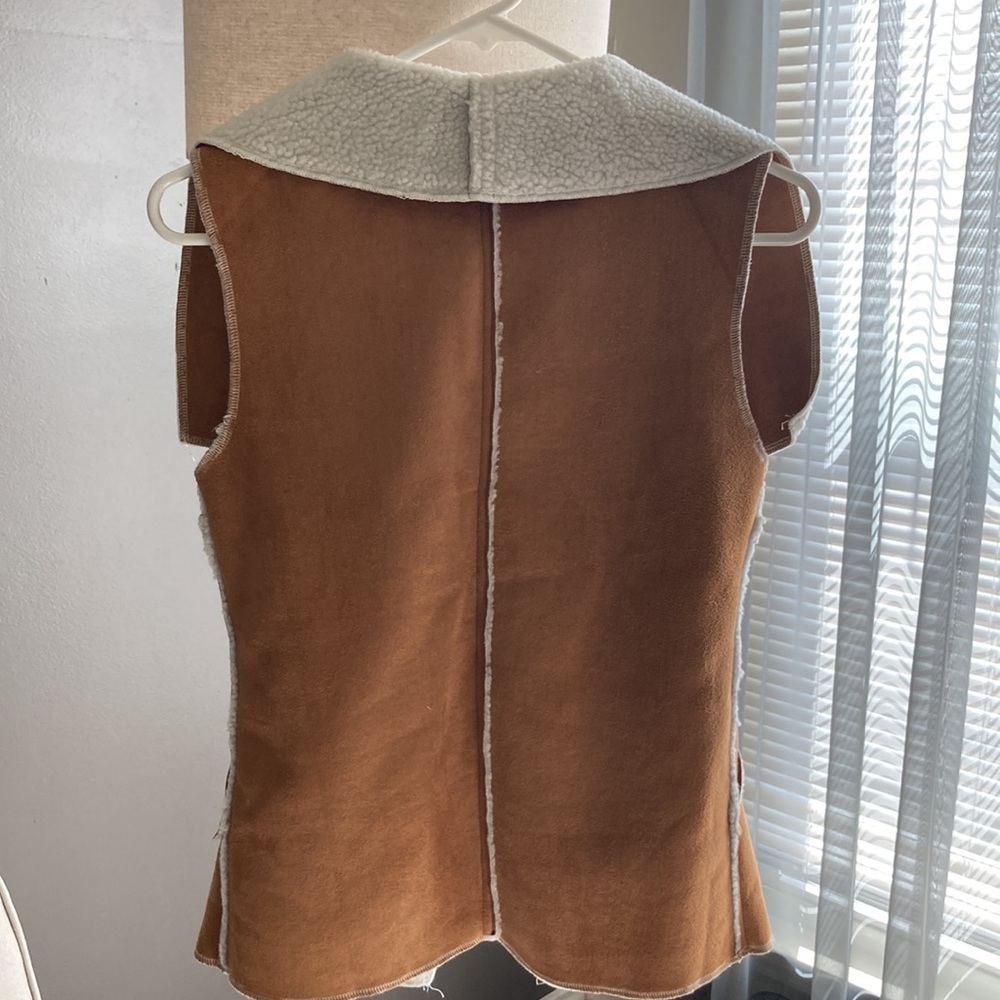 Jacket/Vest Look - Picture 5 of 5